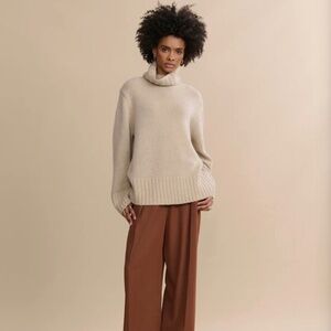 Jenni Kayne Cashmere Jet Turtleneck Warm Sand - Like New